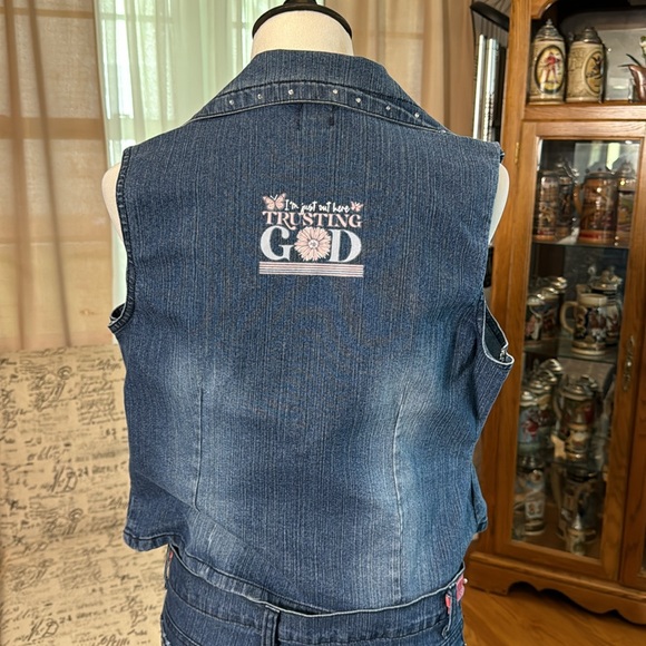 Women’s denim vest and jean. vest size Large and jeans size 12 set. Vintage 80’s - Picture 5 of 7